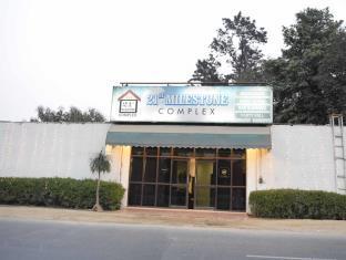21 Milestone Hotel & Resort 新德里 外观 照片